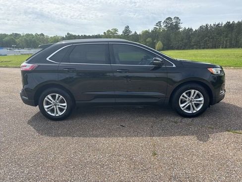 Used 2019 Ford Edge SEL w/ Equipment Group 201A image 4