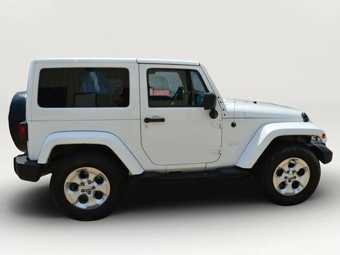 Used 2013 Jeep Wrangler Sahara w/ Dual Top Group AWD/4WD image 11