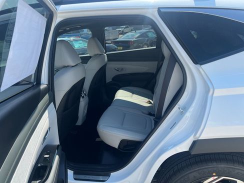 New 2026 Hyundai Tucson Limited FWD image 15