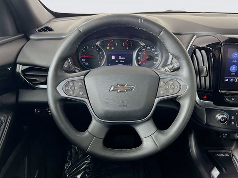Used 2023 Chevrolet Traverse RS AWD/4WD image 11