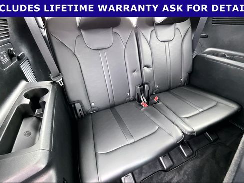 Used 2025 Kia Sorento S FWD image 23