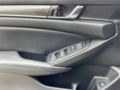 Used 2021 Honda Accord Sport Special Edition image 23