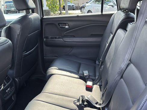 Used 2022 Honda Pilot EX-L image 29