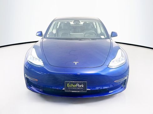 Used 2023 Tesla Model 3 Standard Range image 2