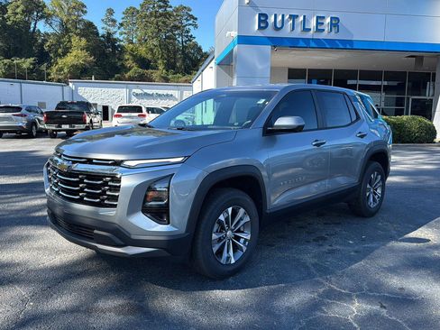 New 2026 Chevrolet Equinox LT w/ Convenience Package II image 1