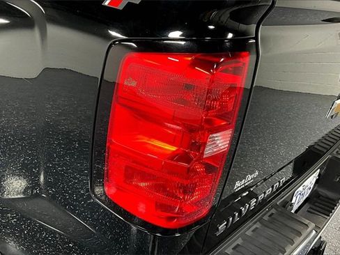 Used 2018 Chevrolet Silverado 1500 LT w/ All Star Edition image 22