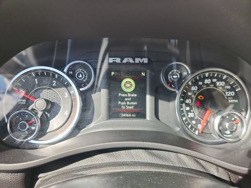 Used 2023 RAM 2500 Big Horn w/ Level 1 Equipment Group AWD/4WD image 16