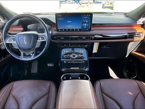 Used 2022 Lincoln Nautilus Reserve AWD/4WD image 15