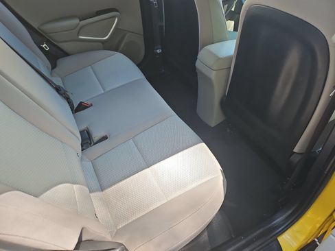 Used 2020 Kia Soul LX FWD image 26