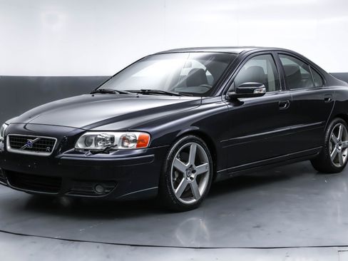 Used 2007 Volvo S60 R image 1