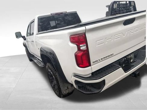 Used 2021 Chevrolet Silverado 3500 High Country w/ Z71 Off-Road Package AWD/4WD image 18