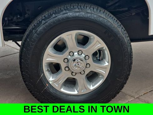 New 2026 RAM 3500 Tradesman w/ Chrome Appearance Group A AWD/4WD image 36