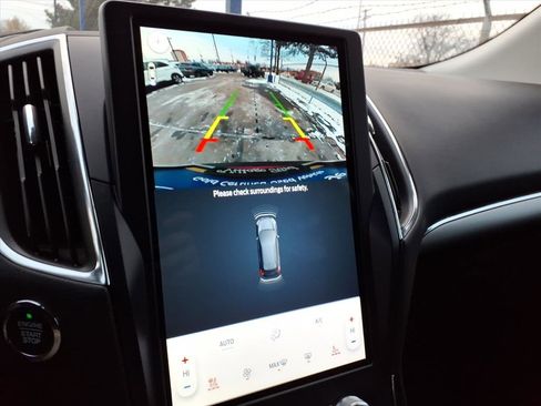 Certified 2024 Ford Edge Titanium w/ Equipment Group 301A image 21