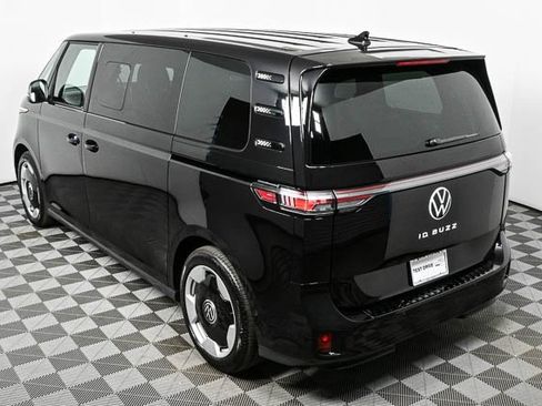 New 2025 Volkswagen ID. Buzz Pro S image 26