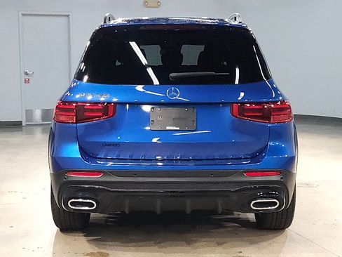 Used 2024 Mercedes-Benz GLB 250 image 6