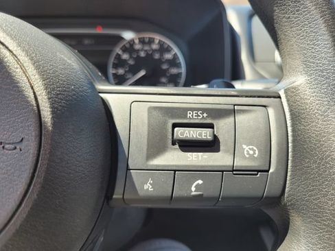 Used 2023 Nissan Rogue S FWD image 27