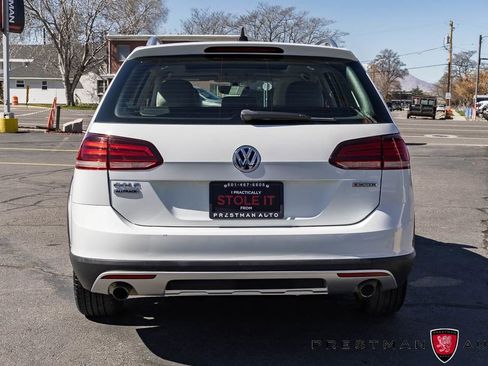 Used 2019 Volkswagen Golf Alltrack SE image 15