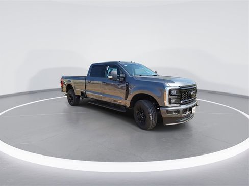 New 2026 Ford F250 XLT w/ XLT Premium Package image 2