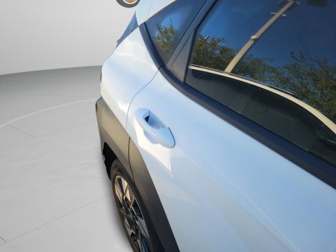 Used 2024 Hyundai Kona SEL w/ Convenience Package image 19