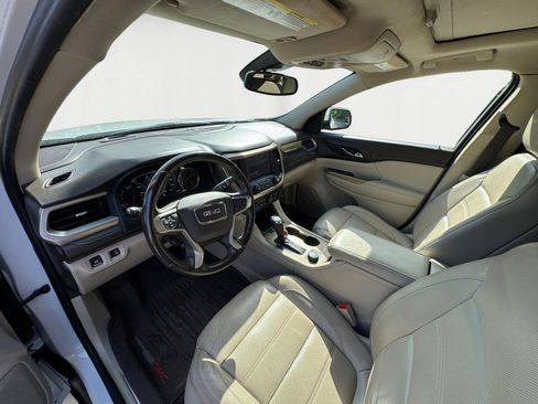 Used 2019 GMC Acadia Denali w/ Technology Package AWD/4WD image 11