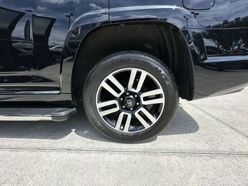 Used 2023 Toyota 4Runner Limited image 18