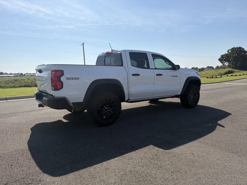 Used 2026 Chevrolet Colorado Trail Boss AWD/4WD image 5