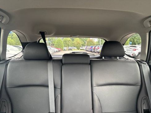 Used 2018 Subaru Outback 2.5i Limited AWD/4WD image 13