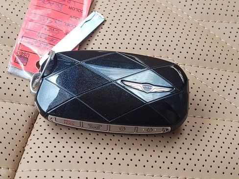 Used 2024 Genesis G90 3.5T image 27