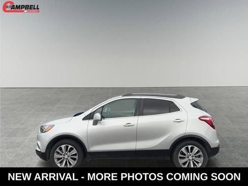 Used 2019 Buick Encore Preferred image 2