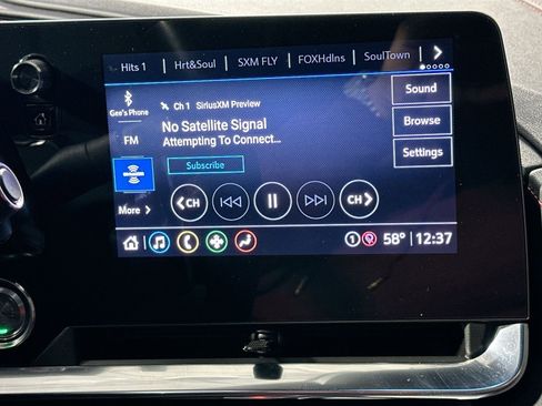 Used 2021 Chevrolet Corvette Stingray Coupe w/ Z51 Performance Package image 21