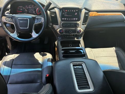 Used 2016 GMC Yukon Denali w/ Open Road Package AWD/4WD image 15