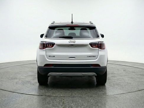 Used 2025 Jeep Compass Limited AWD/4WD image 6