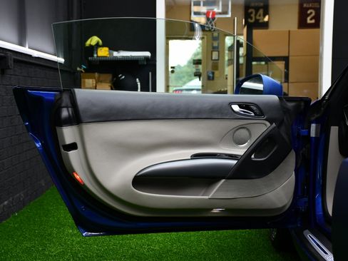 Used 2011 Audi R8 V10 image 28