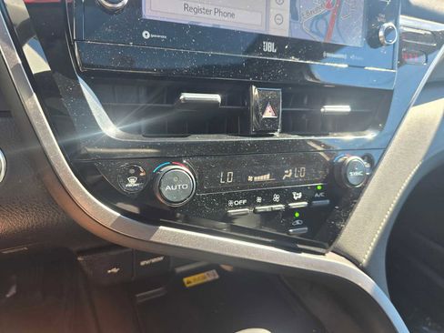Used 2023 Toyota Camry XSE w/ Navigation Package image 29