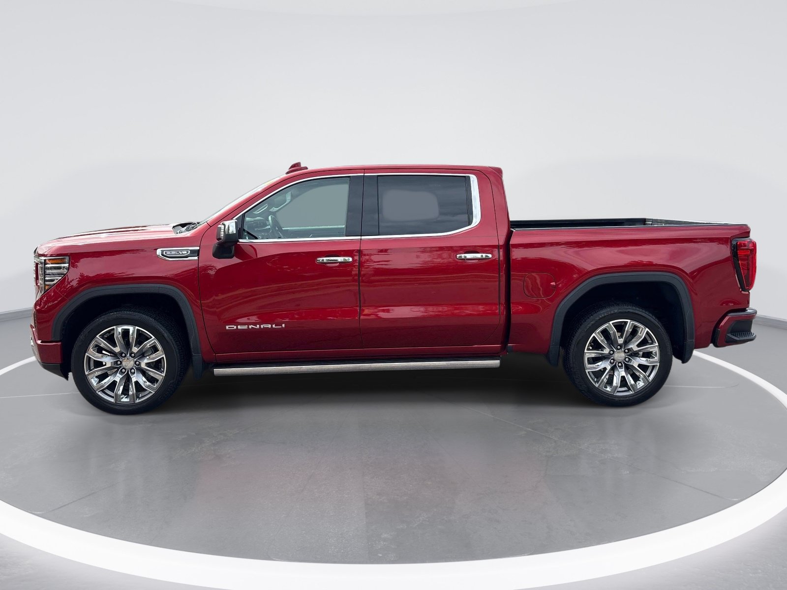 Used 2024 GMC Sierra 1500 Denali w/ Denali Reserve Package AWD/4WD image 5