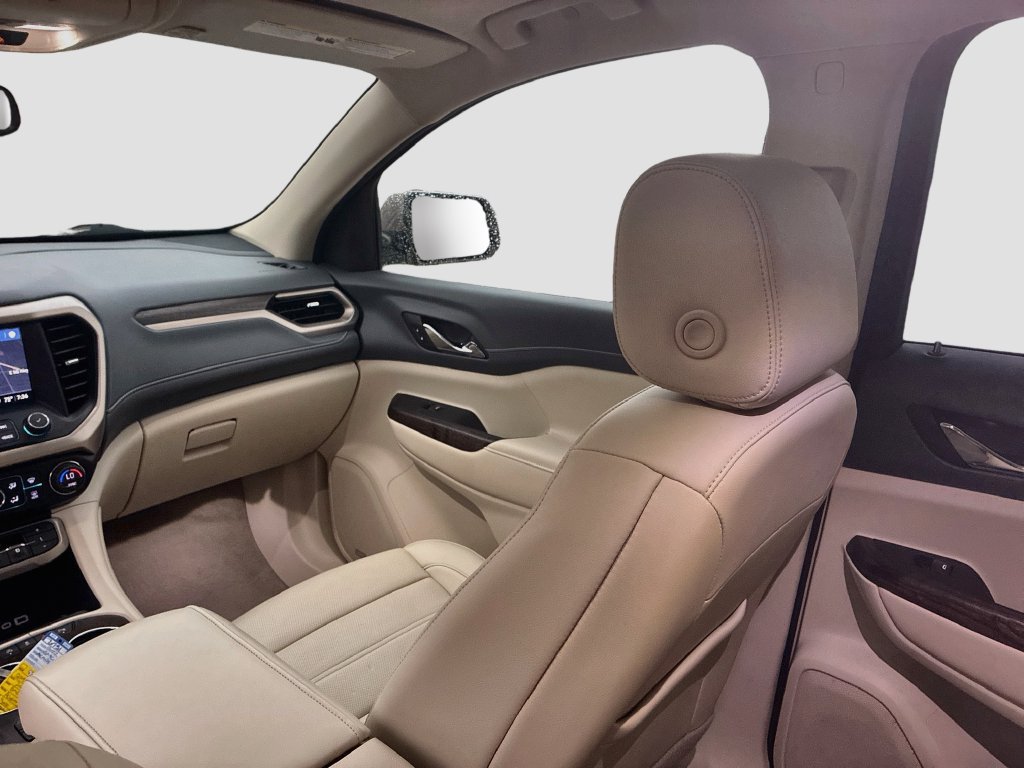 Used 2022 GMC Acadia Denali FWD image 25