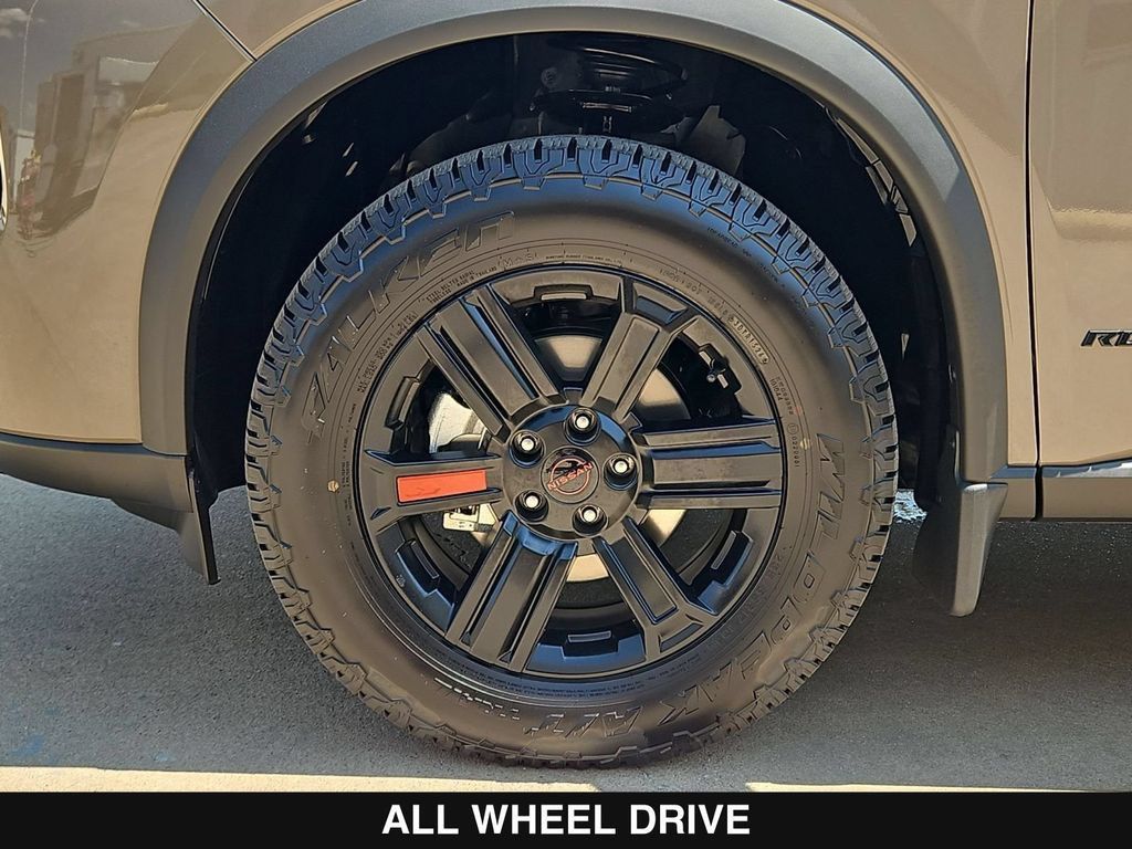 New 2026 Nissan Rogue SV AWD/4WD image 27