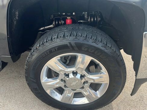 Used 2017 Chevrolet Silverado 2500 LTZ w/ Duramax Plus Package AWD/4WD image 16