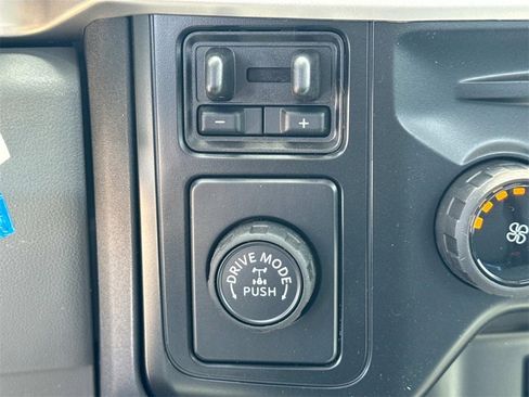 New 2025 Ford F350 XL w/ XL Chrome Package image 15