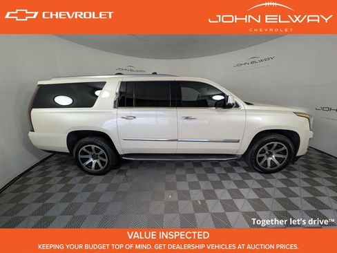 Used 2015 Cadillac Escalade ESV Luxury image 8