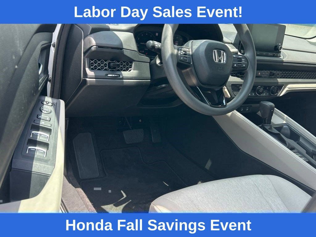 Used 2024 Honda Accord LX image 17