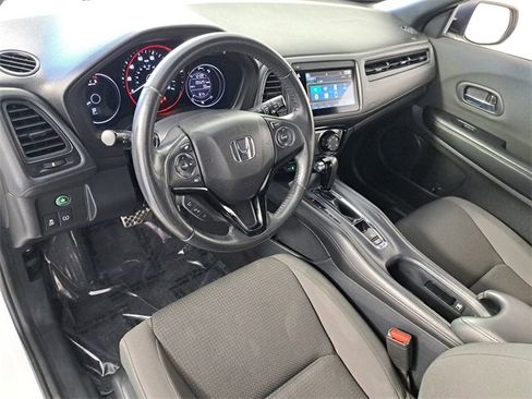 Used 2021 Honda HR-V Sport image 18