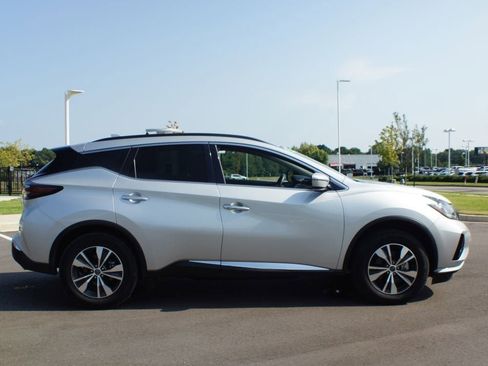 Used 2024 Nissan Murano SV image 20