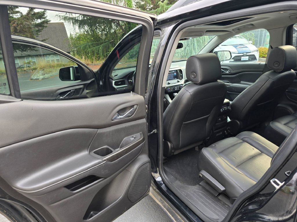 Used 2019 GMC Acadia SLT w/ Black Edition AWD/4WD image 9