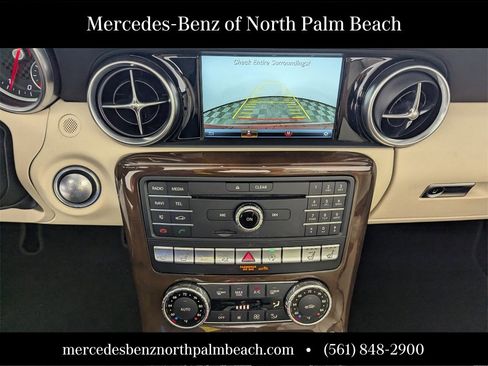 Used 2017 Mercedes-Benz SLC 300 image 20