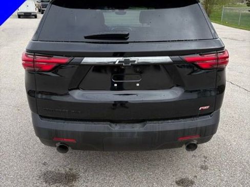 Used 2023 Chevrolet Traverse RS w/ LPO, Floor Liner Package AWD/4WD image 5