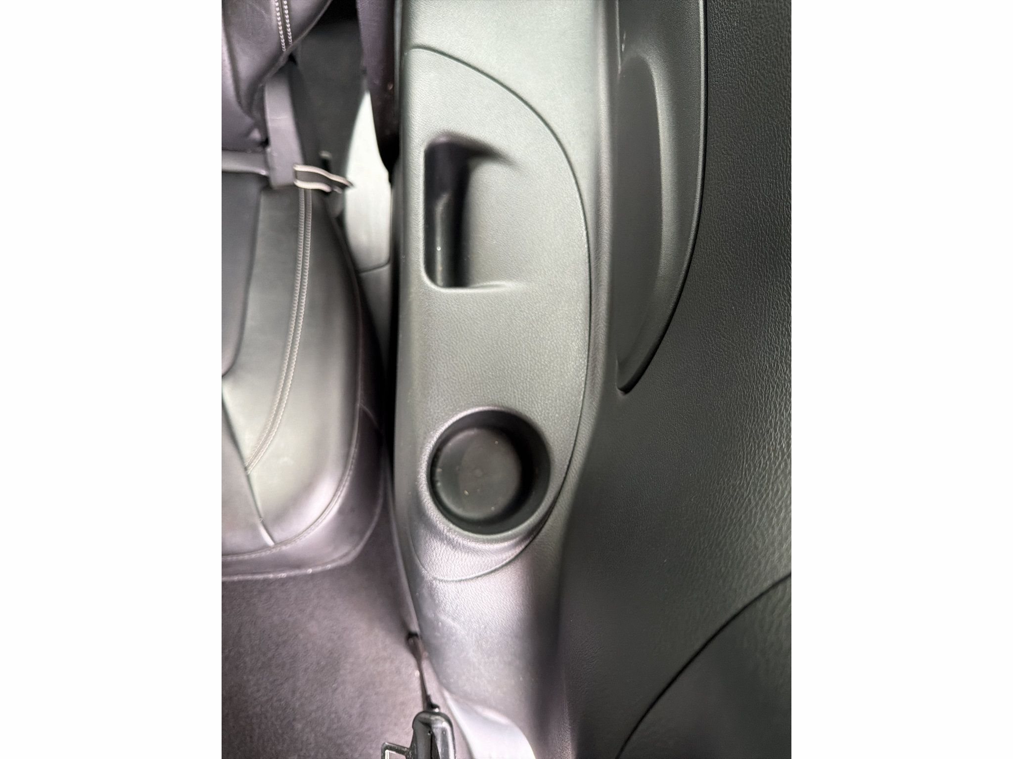 Used 2025 Chrysler Pacifica Select FWD image 29