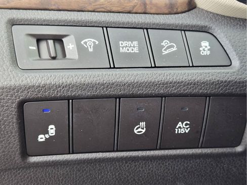 Used 2018 Hyundai Santa Fe FWD image 27