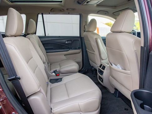 Used 2016 Honda Pilot Elite image 22