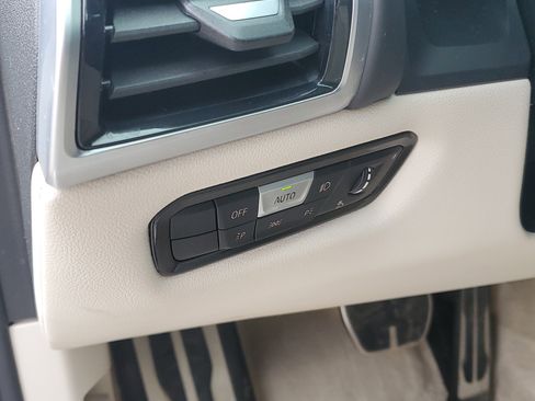 Certified 2023 BMW 840i xDrive Convertible image 10